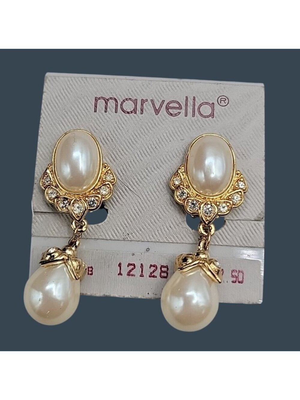 Vintage Marvella Clear Rhinestone Dangle Faux Pearl Gold Tone Clip On Earrings - Picture 2 of 4